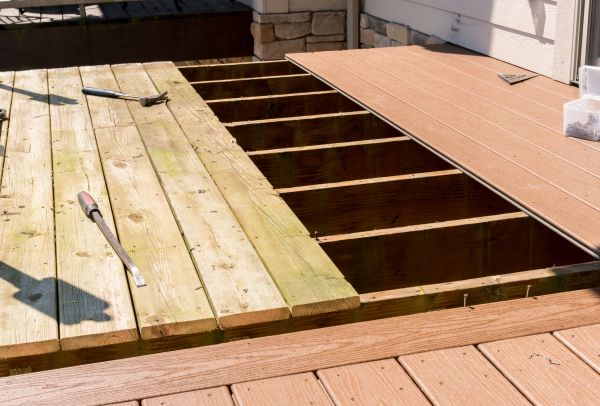 Cost of Deck Floor Replacement in Fuquay Varina